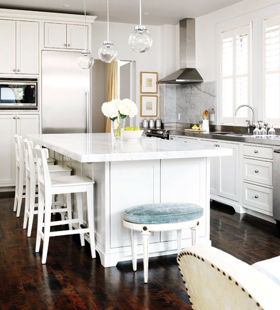 Stylish Kitchen With Delicate Design And Thoughtful Touches - DigsDi