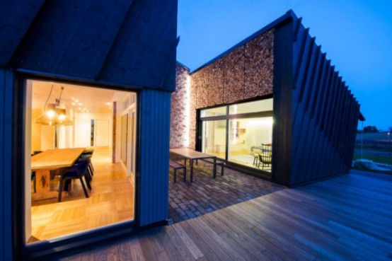 Sustainable Home Design With Solar Panels And Collectors - DigsDi