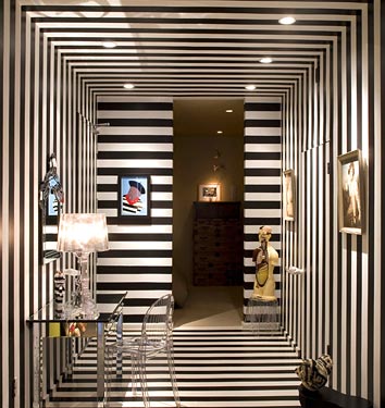 10 Creative & Inspiring Traditional Black And White Hallway .