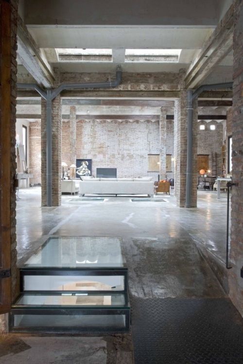 Industrial Loft From An Old Printing Press by MINIM, Barcelona .