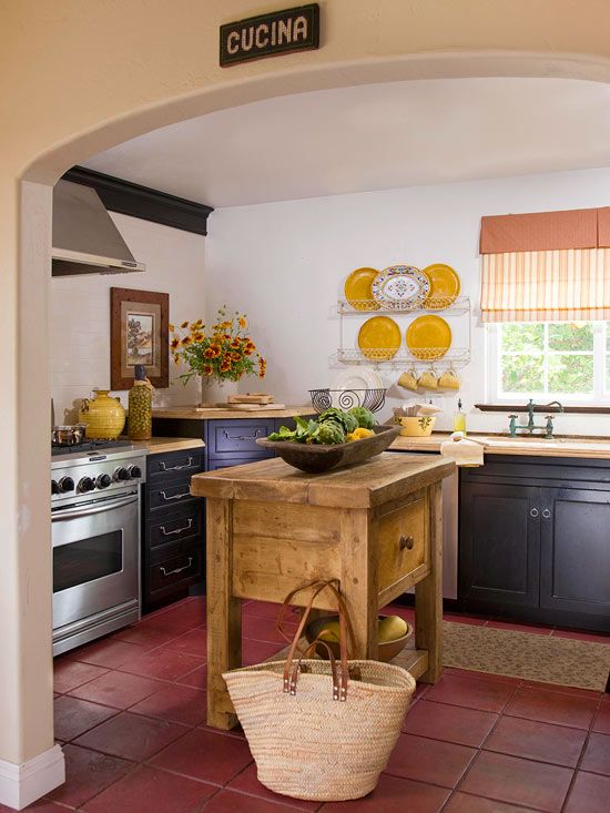 Small-Space Kitchen Island Ideas (With images) | Antique kitchen .