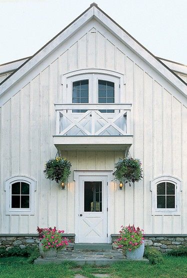 White barn | House exterior, Barn house, Barn sty
