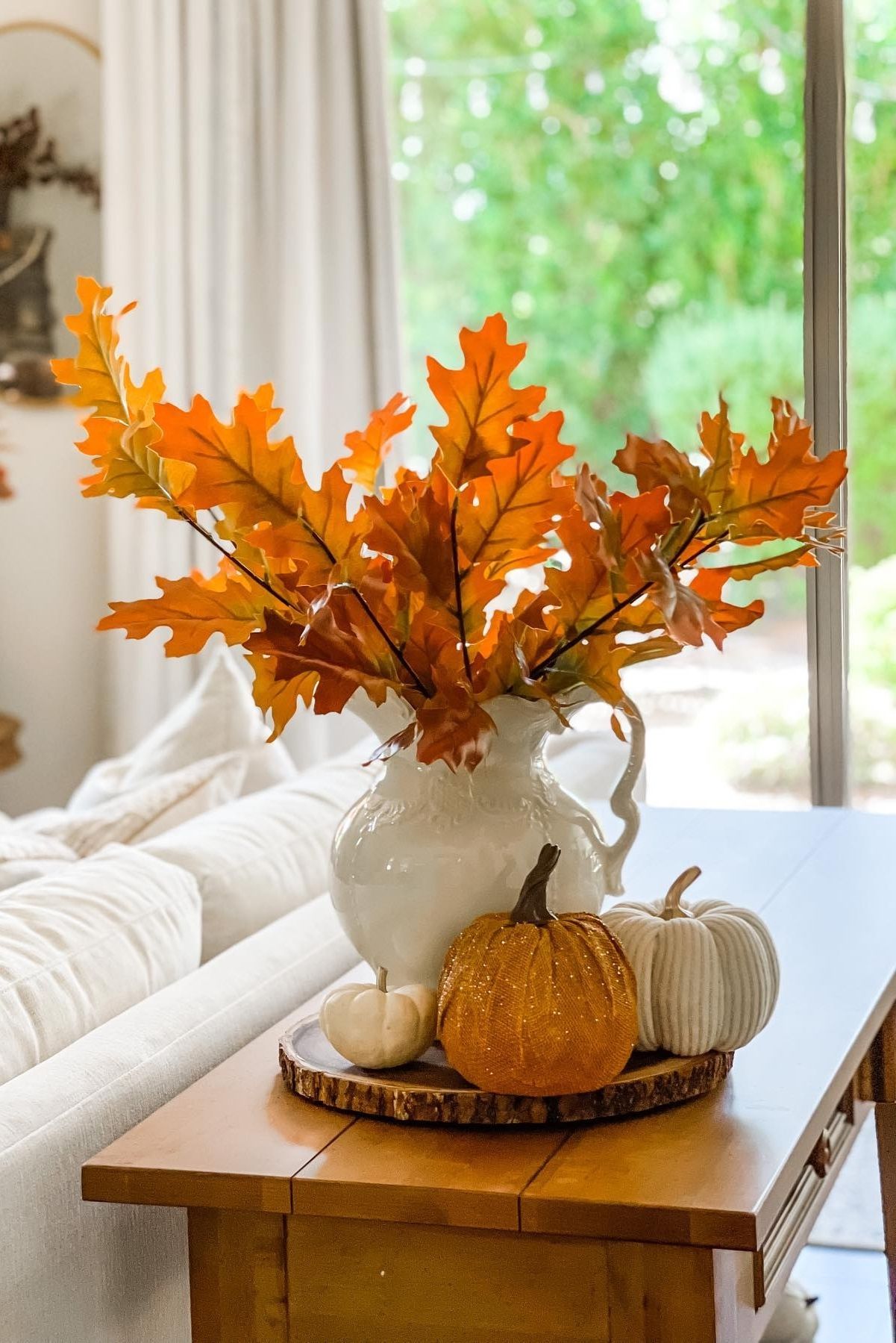 Autumn Leaves For Home Decor Creative Ways to Incorporate Fall Foliage into Your Home Design