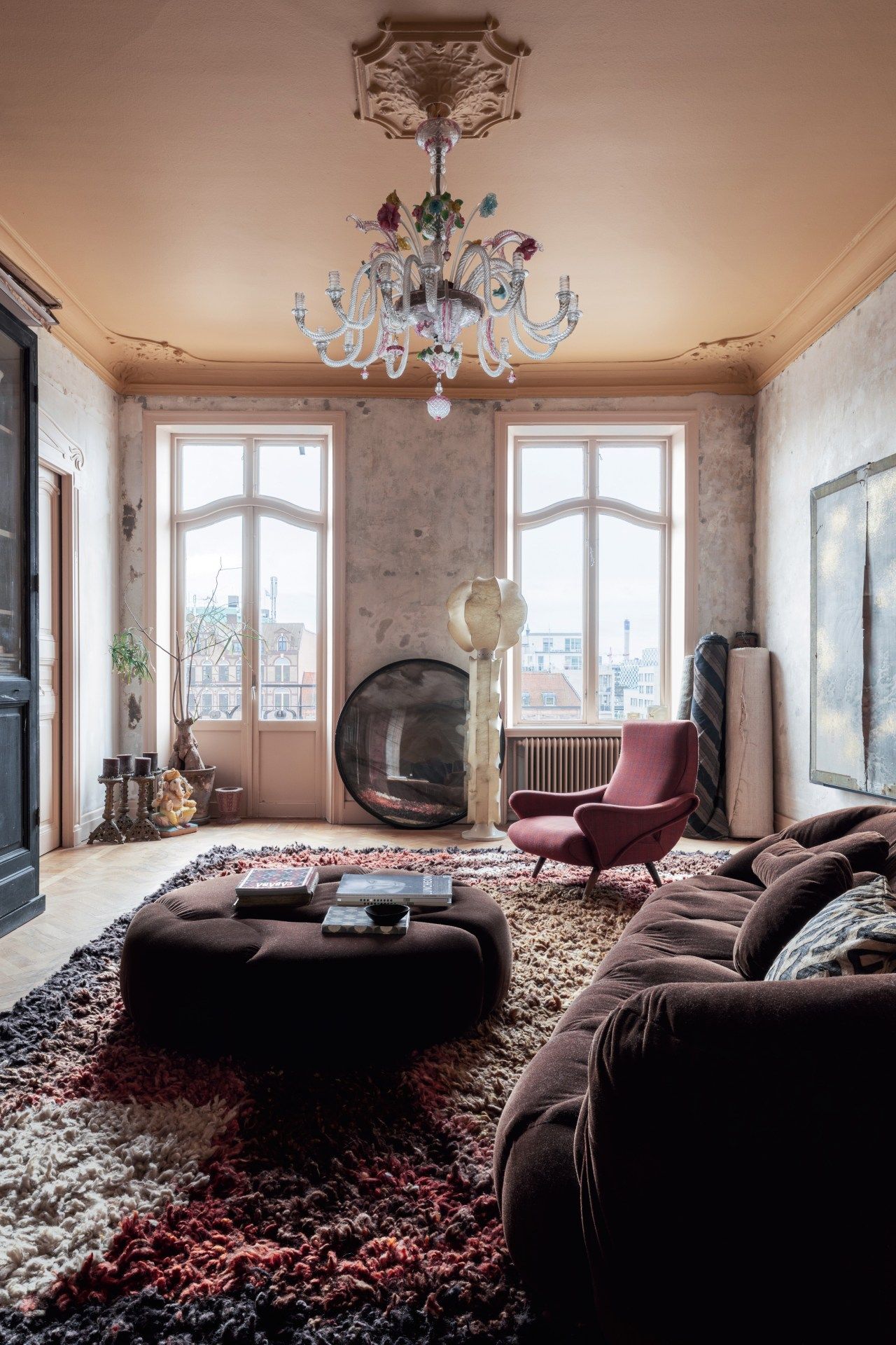 19th Century Apartment Elegant Historic Living Space in the Heart of the City