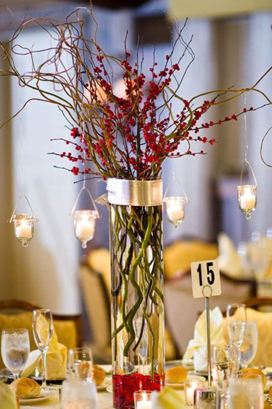 Awesome Holiday Centerpiece Stunning Festive Table Decoration Ideas to Elevate Your Holiday Gathering