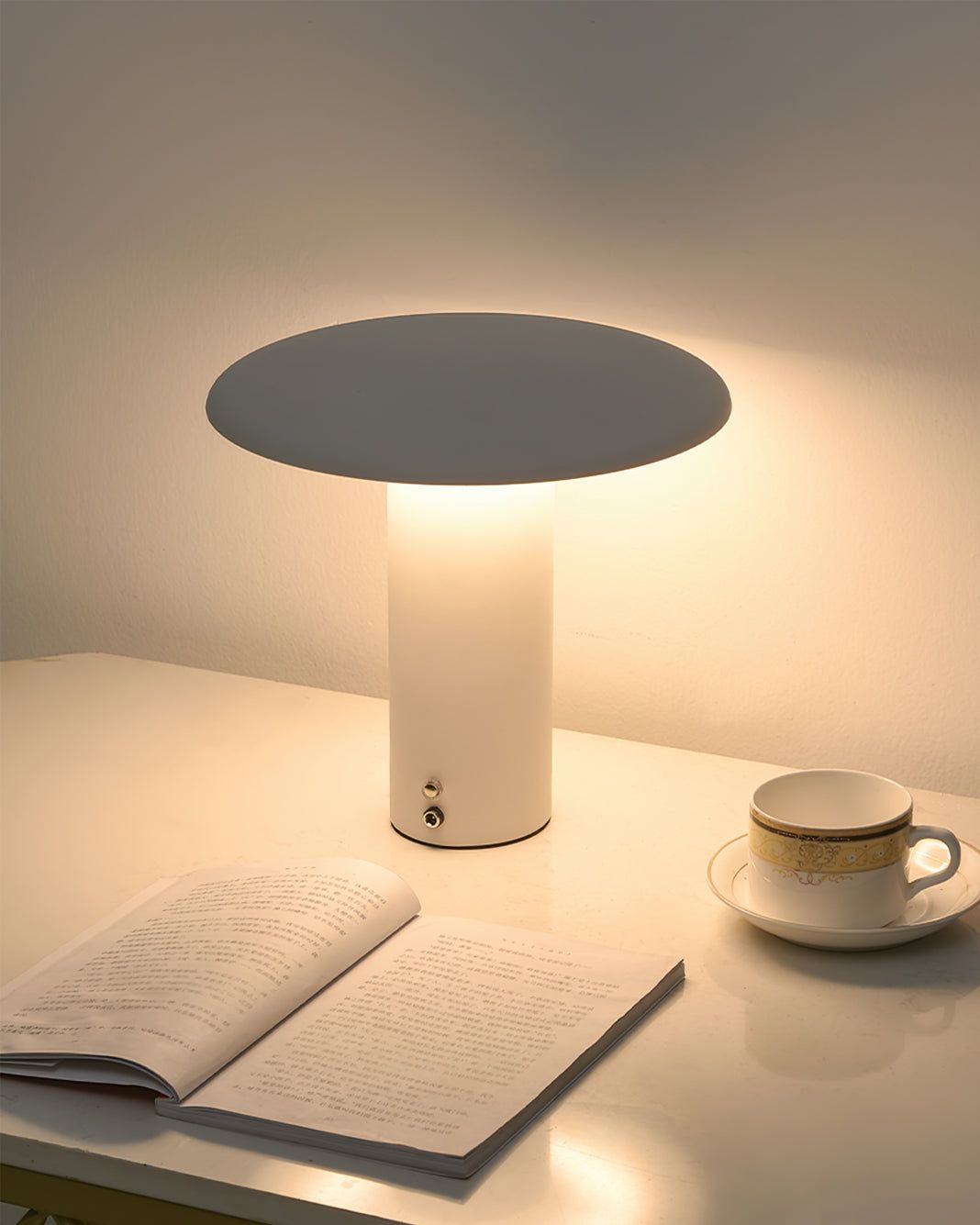 Best Table Lamps for Productivity in Workspaces