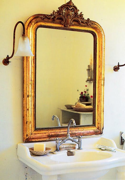 Big Golden Mirrors Decor Stylish and Elegant Mirror Decor for a Luxurious Space