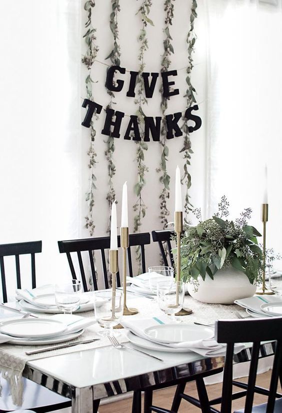 Black And White Thanksgiving Decor Elegant Monochrome Thanksgiving Decoration Ideas