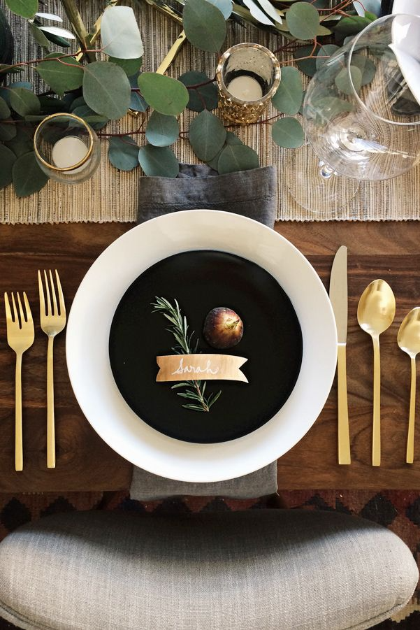 Black And White Thanksgiving Decor – Timeless Elegance