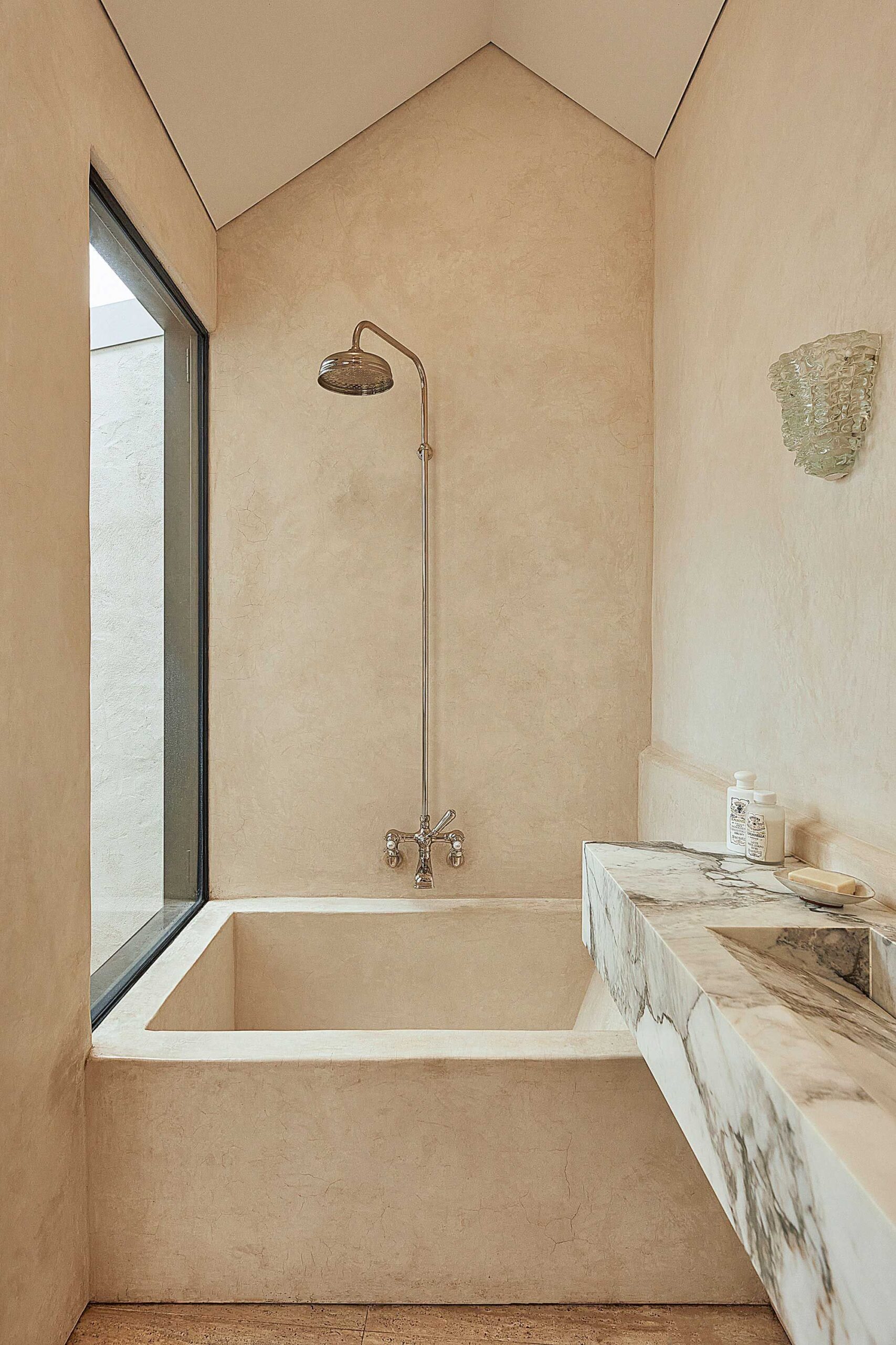 Built In Bathtubs The Ultimate Guide to Stylish and Functional Bathtubs for Your Bathroom