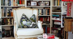 Comfy Chair Built Bookshelves