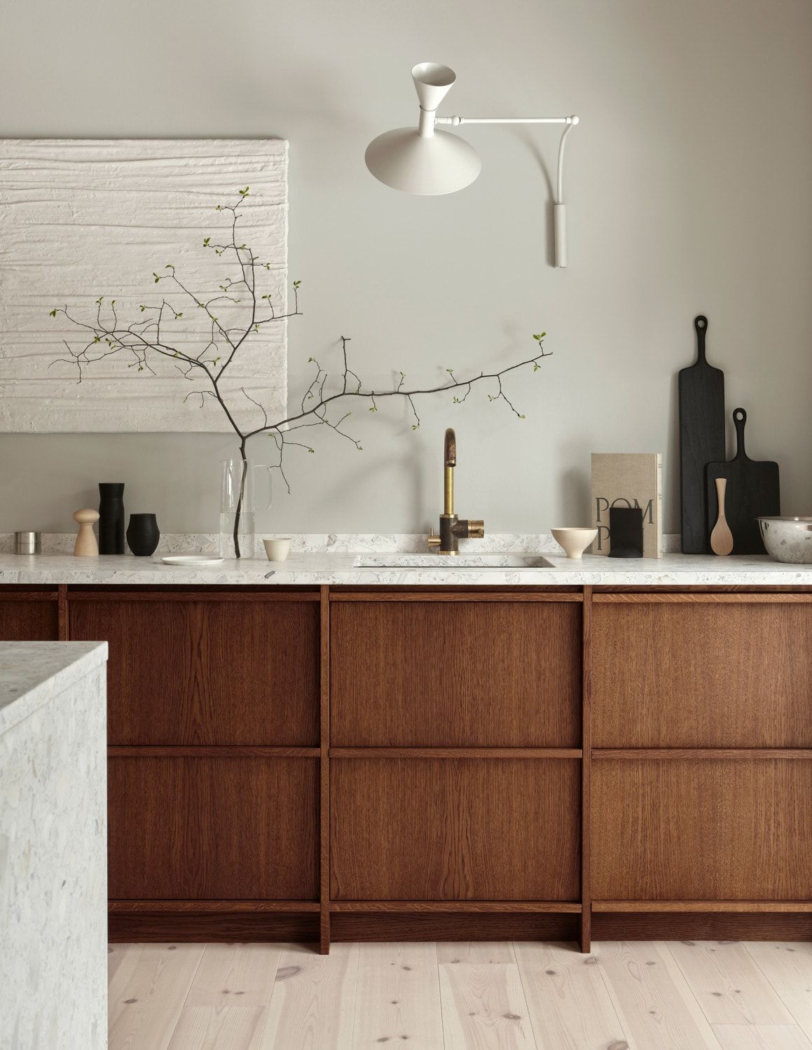 Dark Oak Wood Kitchen Elegant and Cozy Kitchen with Rustic Oak Wood Theme