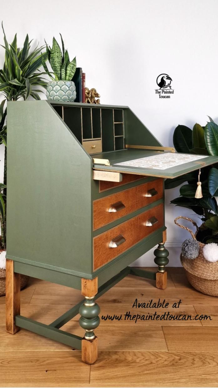 Green And Practical Viva Desk Eco-Friendly and Efficient Work Desk option for Modern Living