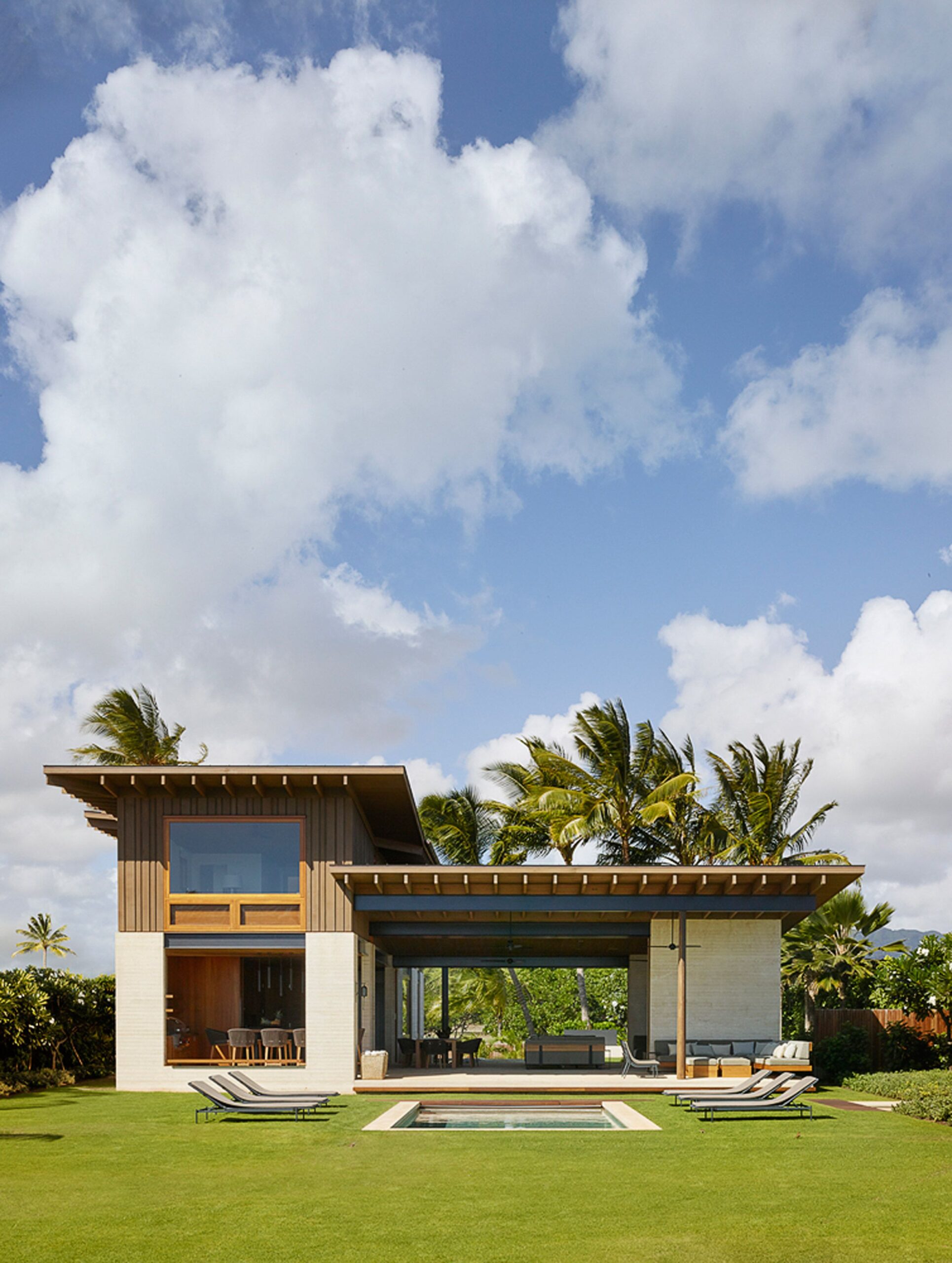 Hawaii Bungalow Inspired House Experience the Tranquility of Island Living with This Stunning Bungalow Retreat in Hawaii