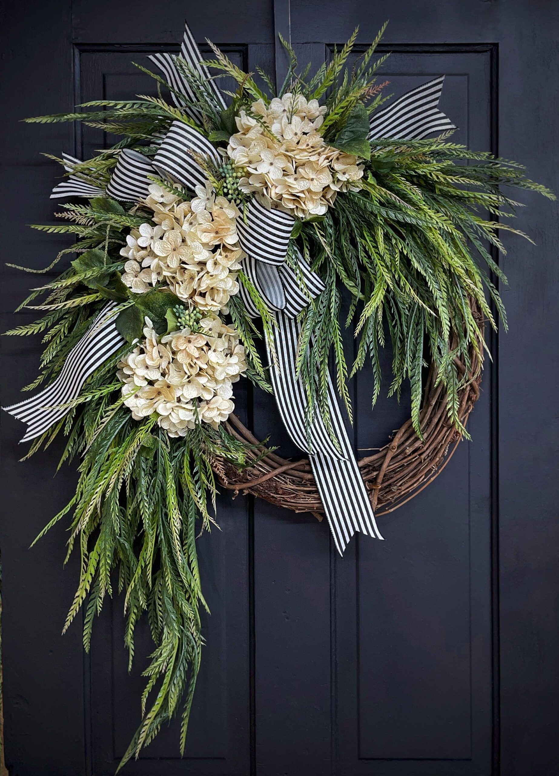 Holiday Wreaths Door Decor Festive Ways to Beautify Your Entryway for the Holidays