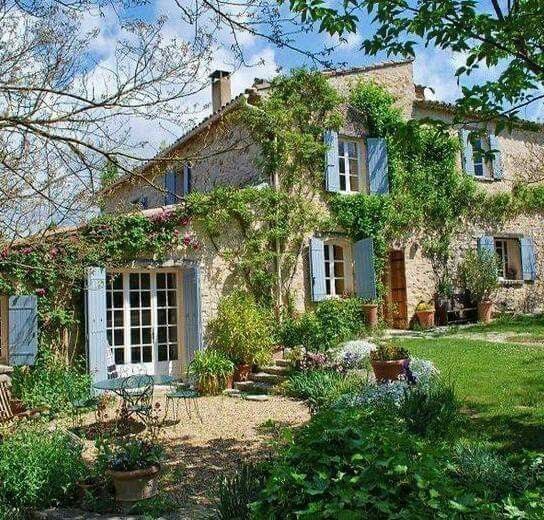 House Covered With Living Vines Stunning Abode Enveloped in Lush Green Vines