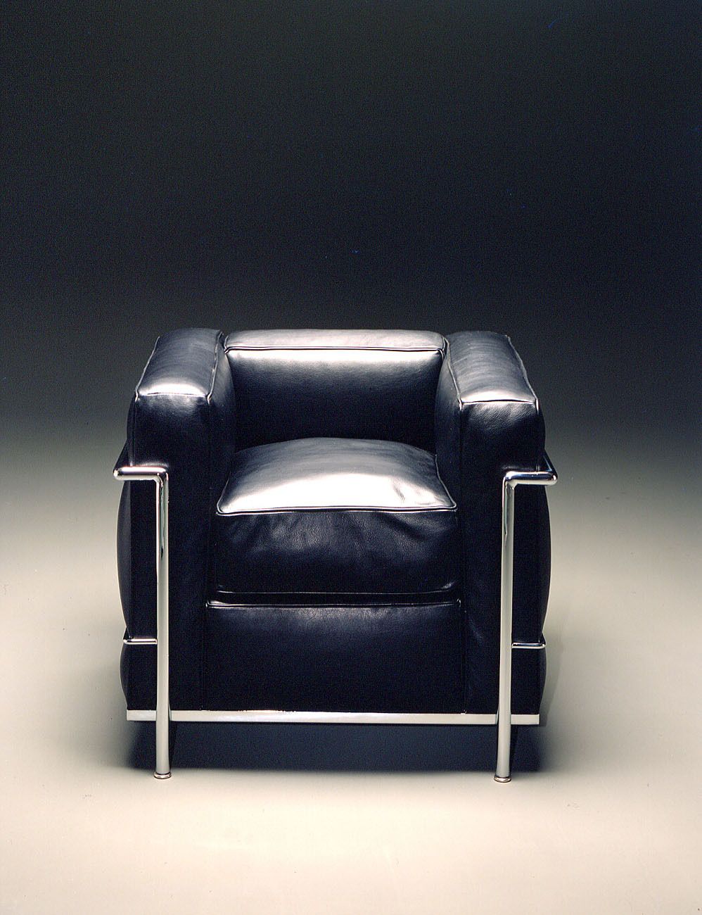 Iconic Le Corbusier Chair Elegant and Timeless Le Corbusier Chair in Modern Design World