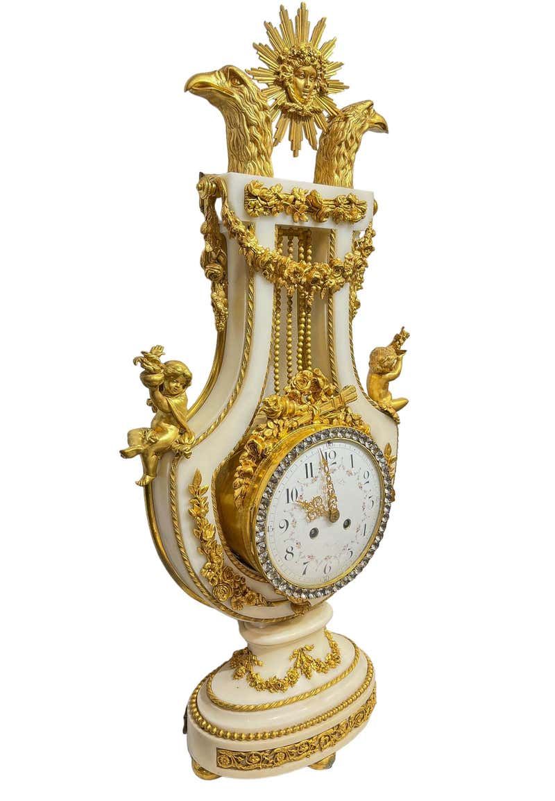 Marble Clock Elegant Timepiece Crafted from Marble in Classic Design