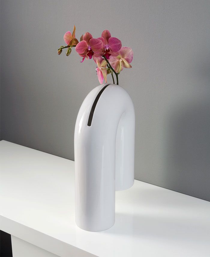 Minimalist Shaky Vase Sleek and Modern Shaky Vase Design for Minimalist Homes