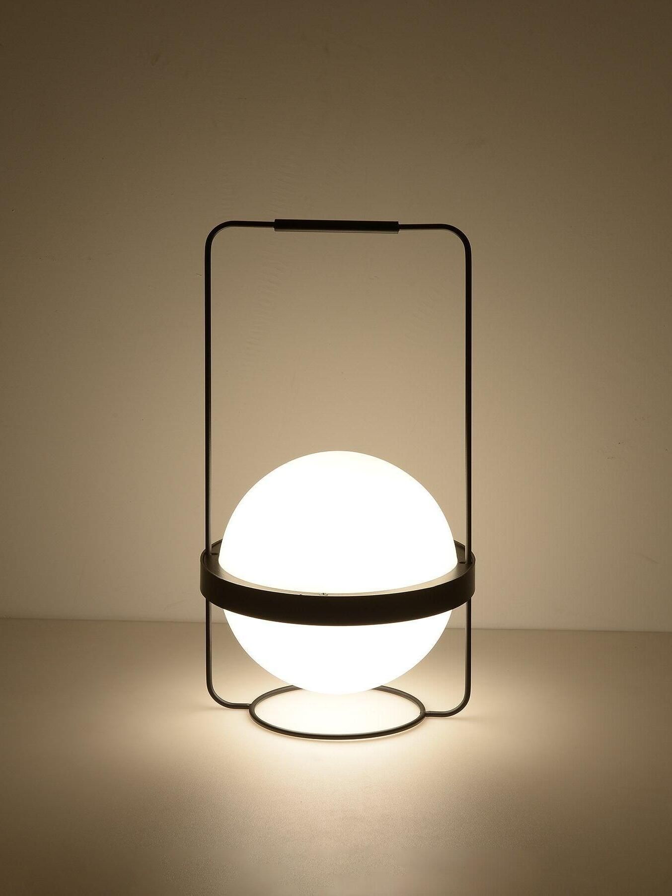 Minimalist Table Lamp Sleek and Stylish Lamp Design for Modern Interiors