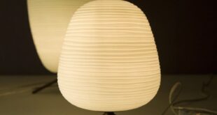 Minimalist Table Lamp