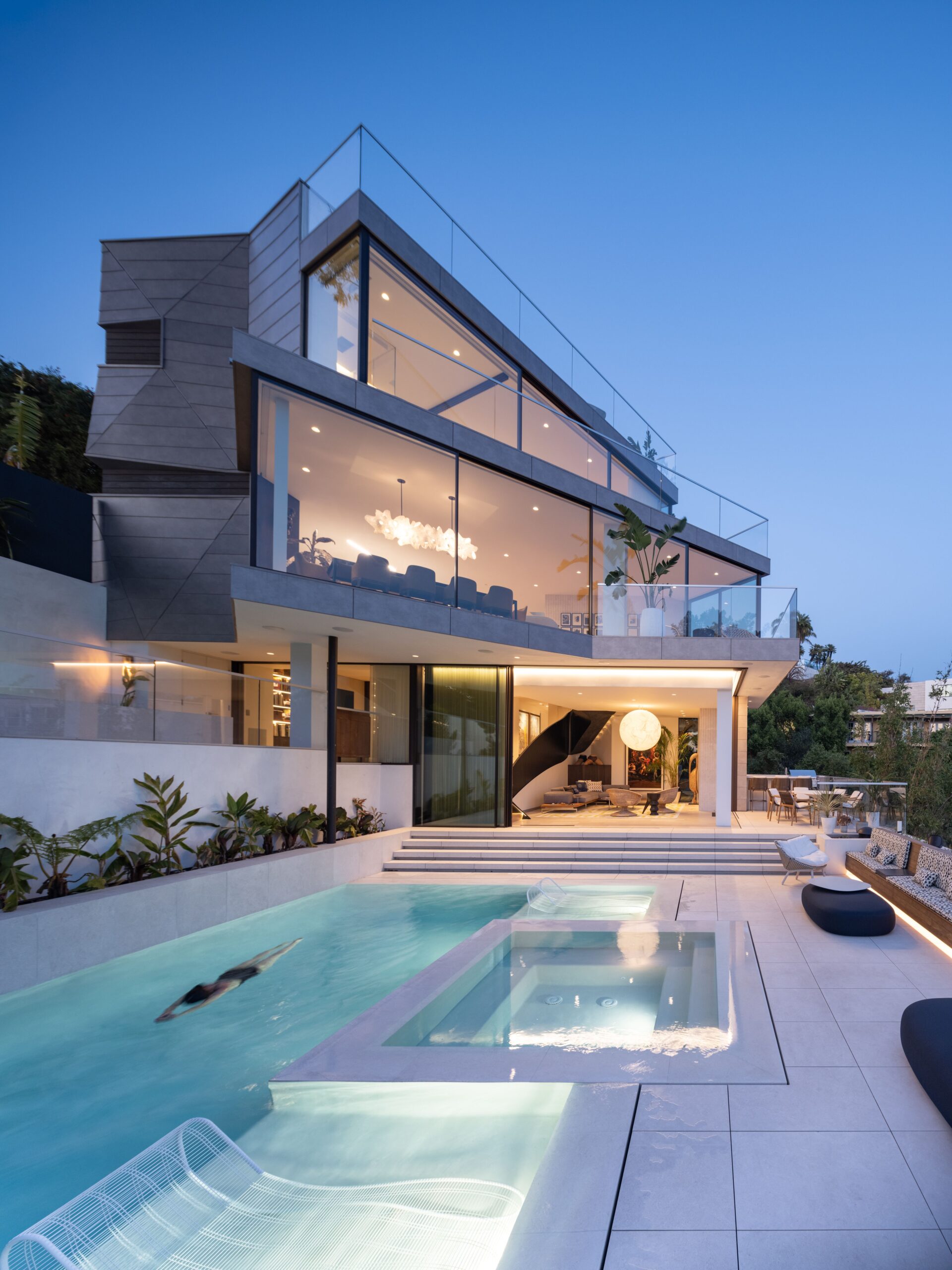 Modern Silver House Elegant and Chic Silver Residence with Contemporary Design