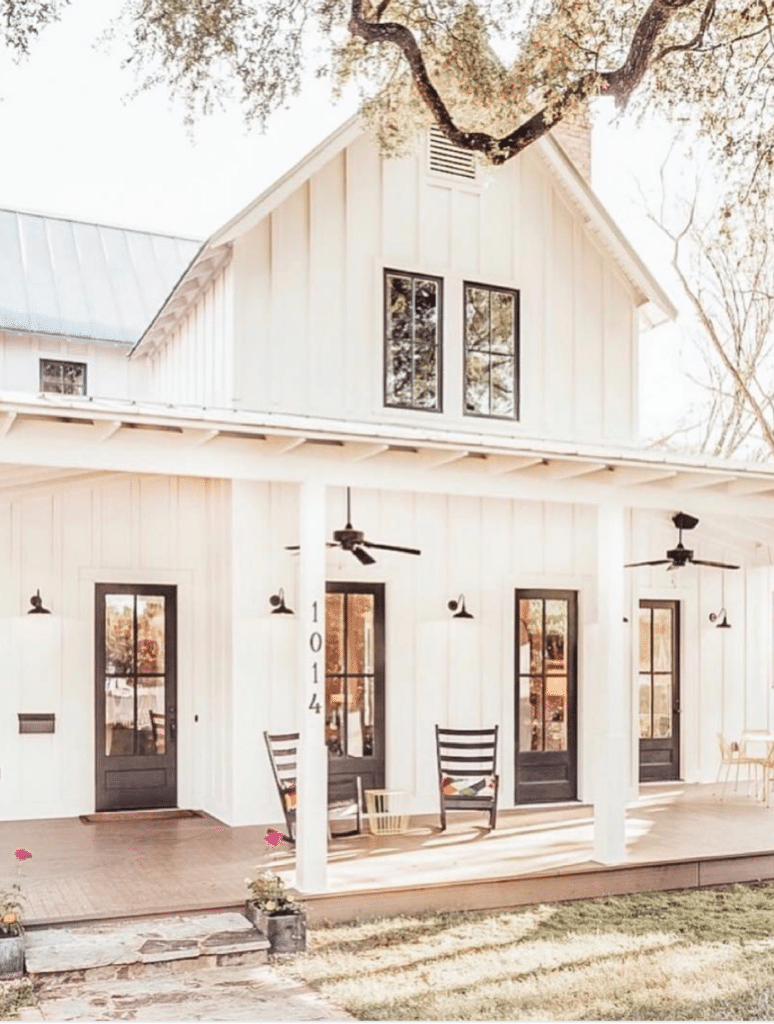 Modern White Farmhouse Chic Farmhouse Style with a Contemporary Twist