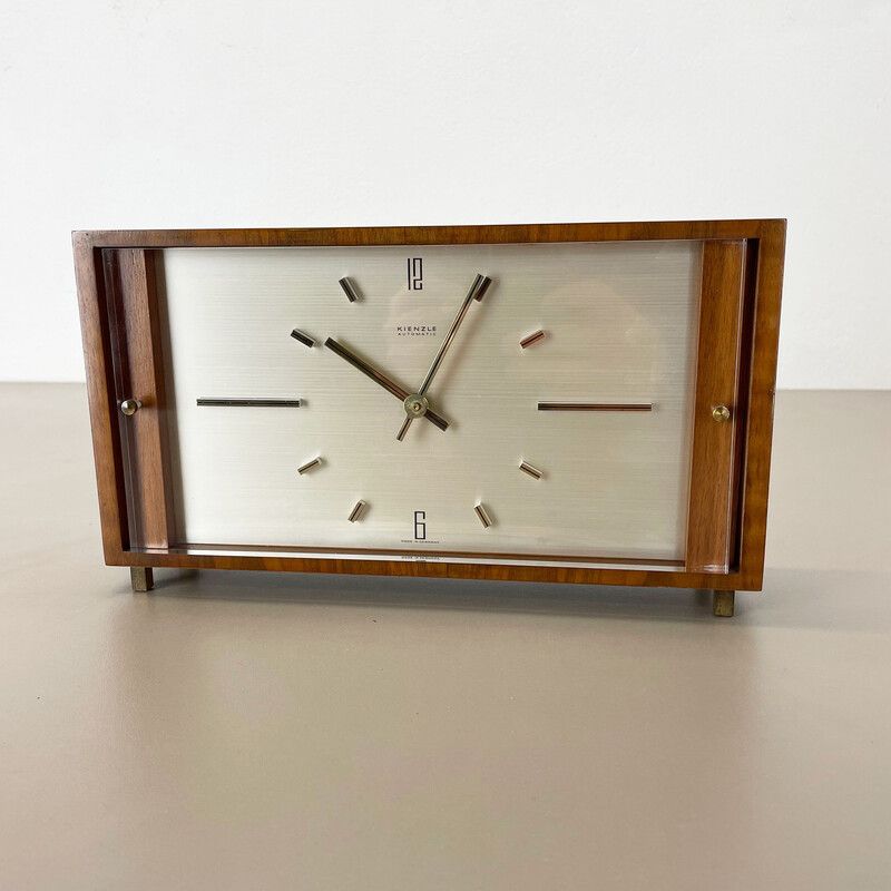 Original Minimalist Clock Sleek and Simple Timepiece for Modern Living