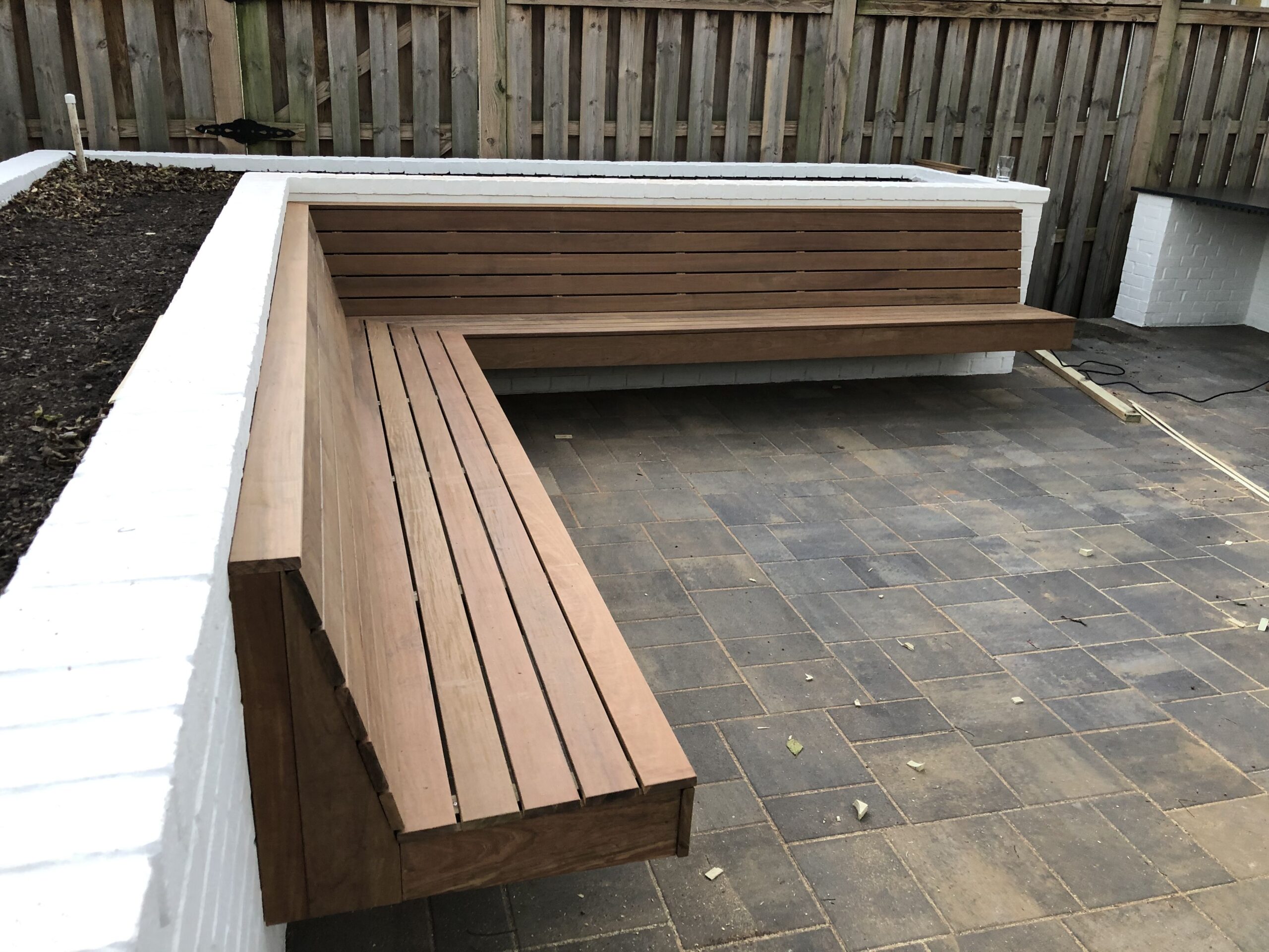 Outdoors L Shaped Benches Enjoying the Beauty of Nature on L-Shaped Seating