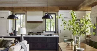 Rustic Home Of Two Barns