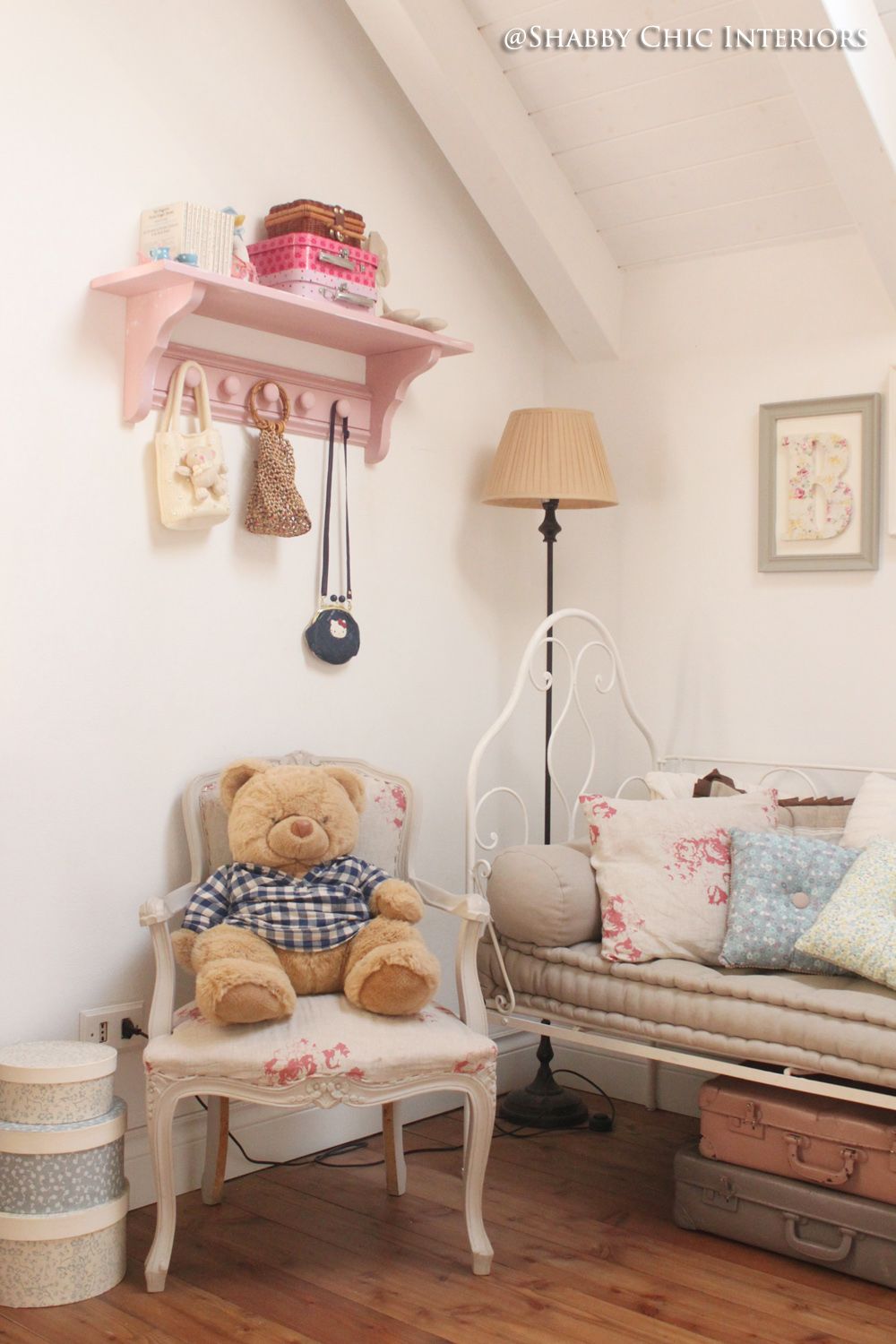 Shabby Chic Kids Room Designs Whimsical and Vintage-Inspired Kids Room Decor Ideas