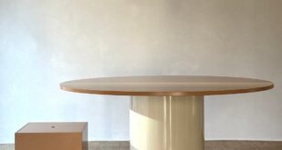 Simple Dining Table