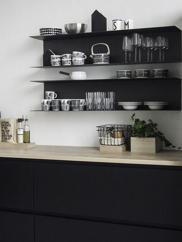 Striking Black Kitchens Elegant and Modern Black Kitchen Designs