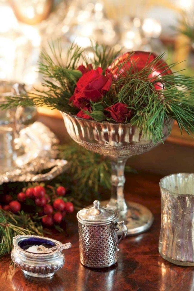 Stunning Christmas Centerpieces for Your Holiday Table