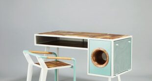 Eccentric Soundbox Desk