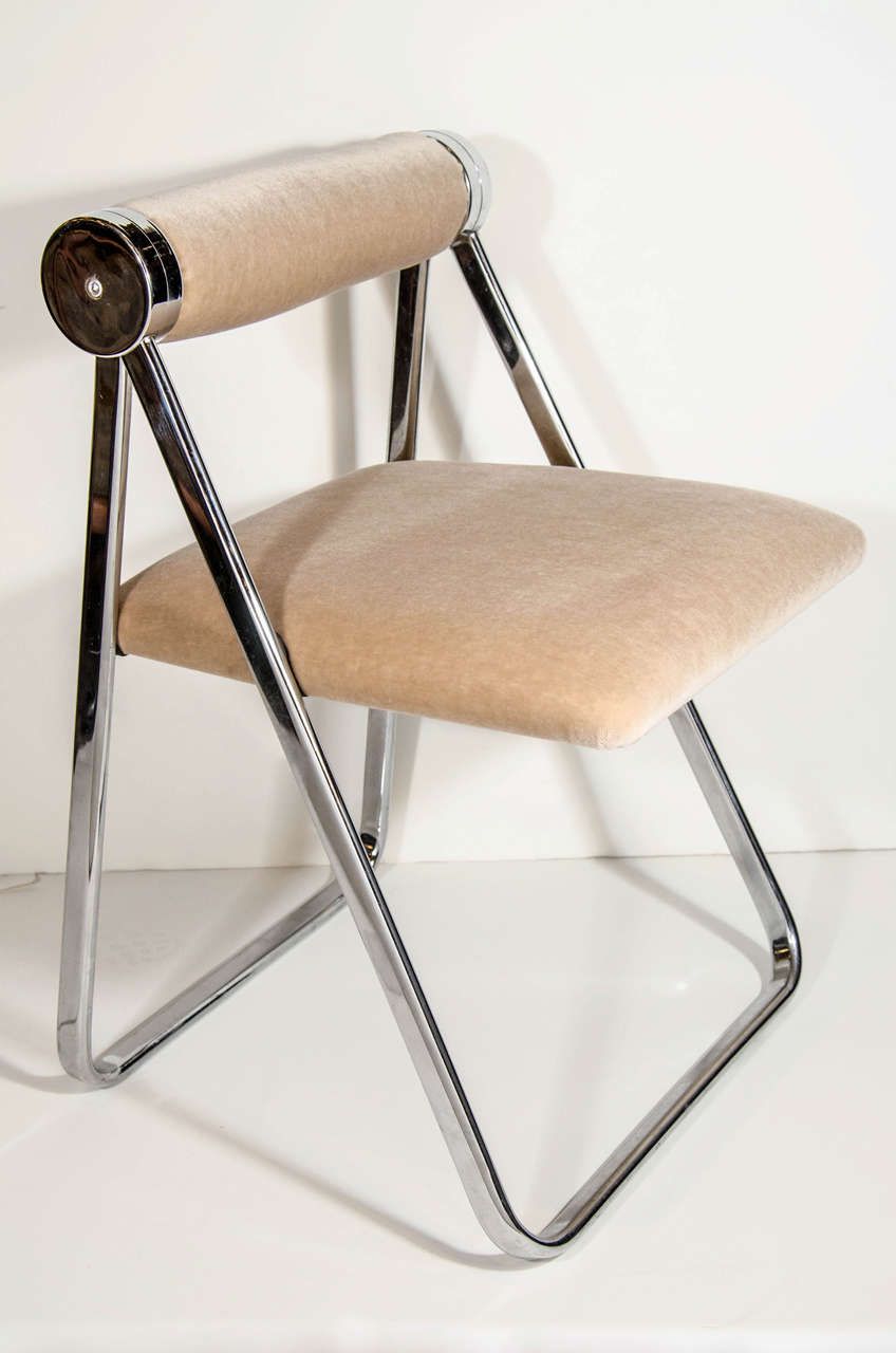 Unique Folding Chair Innovative Space-Saving Seating Solution for Small Spaces