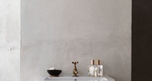 Vintage And Sculptural Bathroom Design