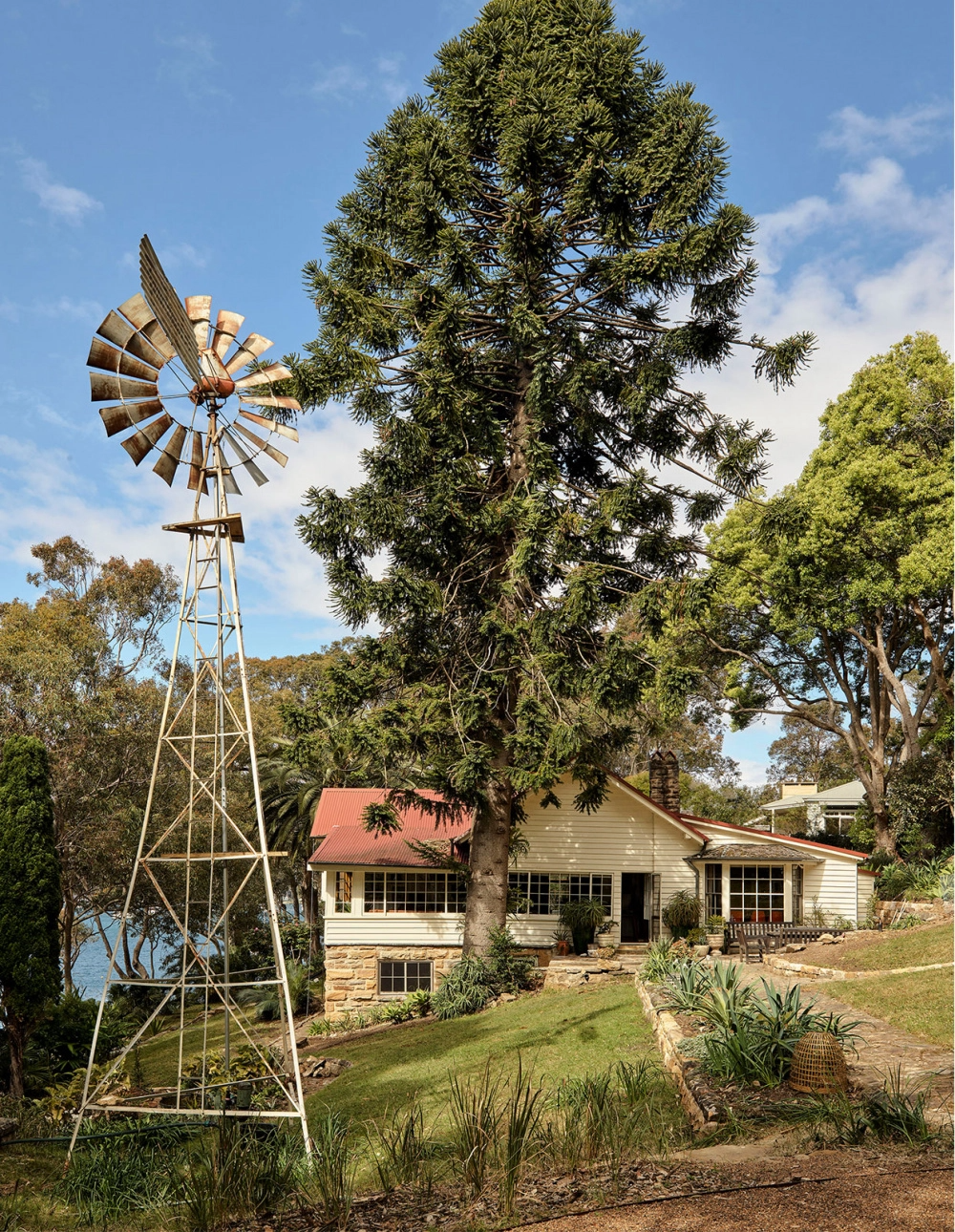 Vintage Inspired Waterfront Home Retro Charm at a Waterfront Residence