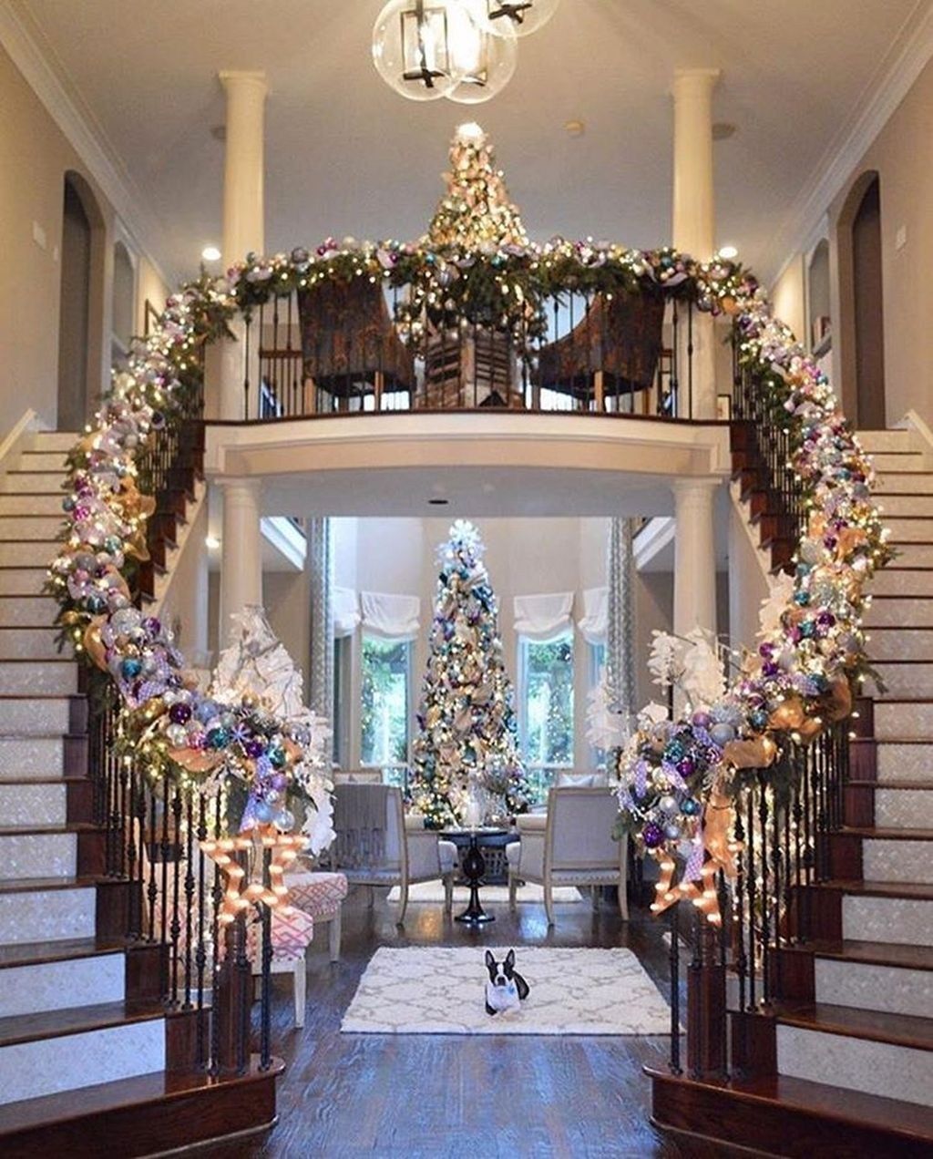 Welcoming And Cozy Christmas Entryway Create a Warm and Inviting Christmas Foyer for the Holidays