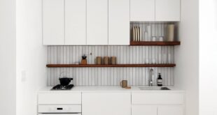 White Kitchen For Small Spaces