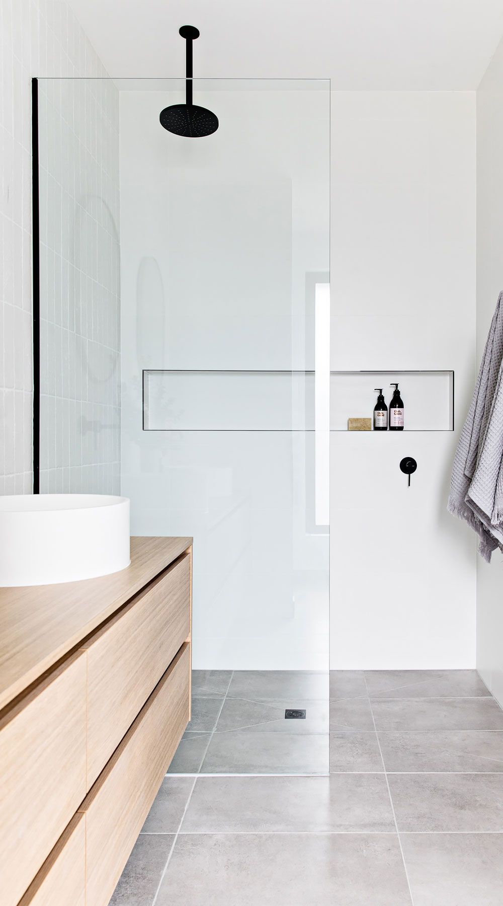 White Minimalist Bathroom Elegant and Simple Bathroom Design with White and Neutral Tones