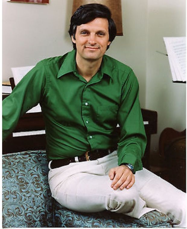 Alan Alda Charismatic, Wise, and Engaging