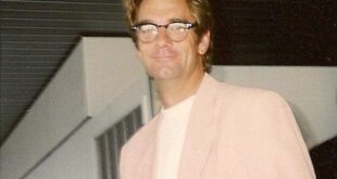 Huey Lewis