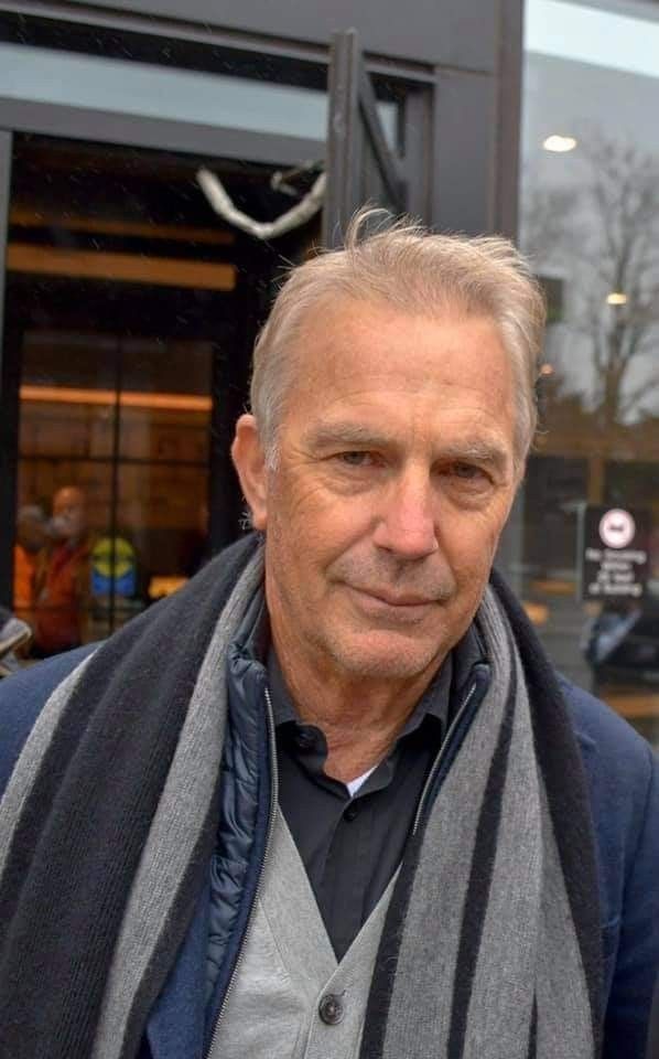 Kevin Costner Charismatic and Versatile Performer