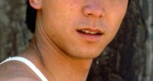 Lou Diamond Phillips