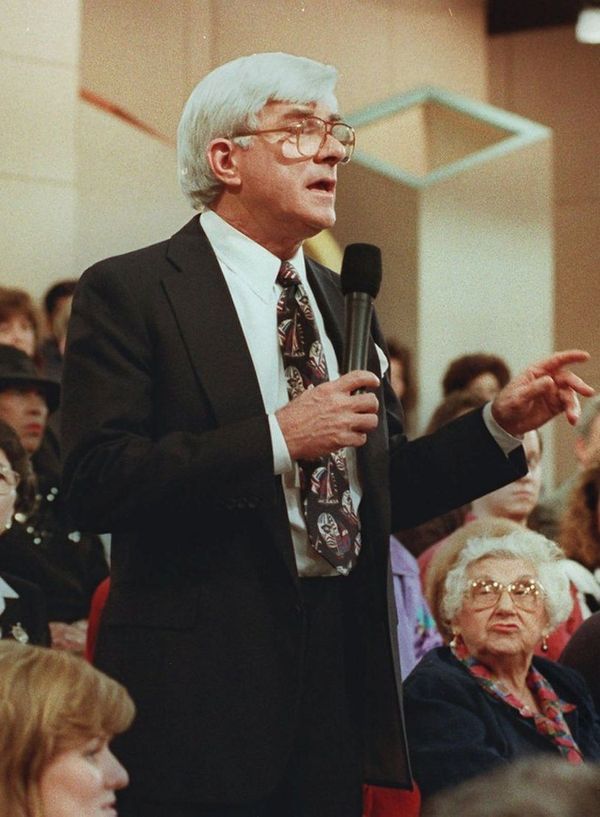 Phil Donahue Charismatic TV Personality and Trailblazing Presenter