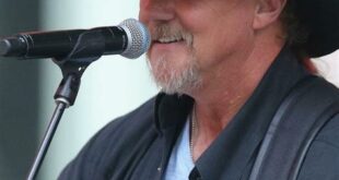 Trace Adkins