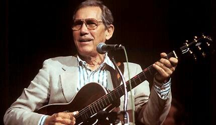 Chet Atkins: Legendary Guitarist and Producer