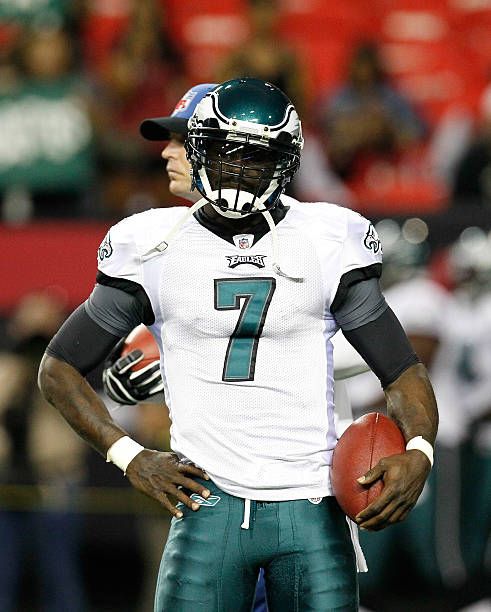 Michael Vick Speedy, Agile, and Athletic: The Characteristics of an NFL Quarterback