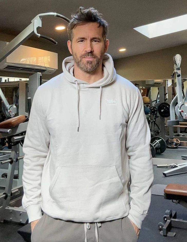 Ryan Reynolds Charismatic and Charming Personality